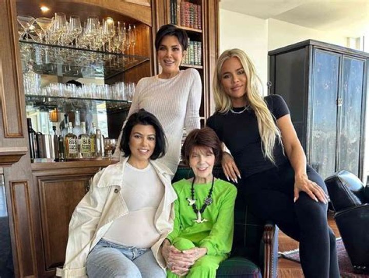 Kris Jenner Shares A Mother’s Day Post That Includes MJ In Blonde Wig – Hollywood Life