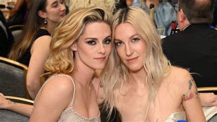 Kristen Stewart Acknowledges She ‘Seemed Like An A**hole’ At The Height Of ‘Twilight’ Fame