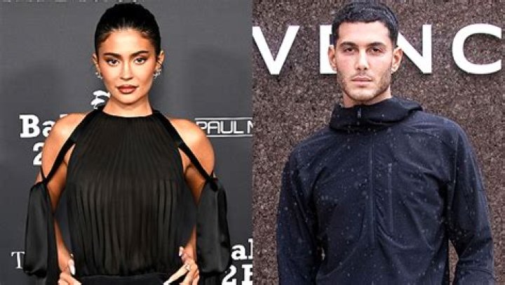 Kylie Jenner Dances With Fai Khadra At SZA Concert: Video – Hollywood Life