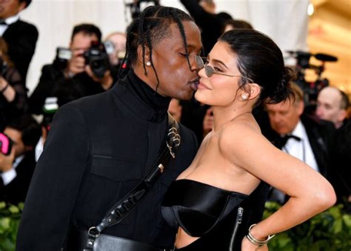 Kylie Jenner & Travis Scott Snuck Out For A Chipotle Run & Got Caught — See Pics