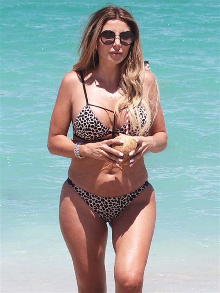 Larsa Pippen, 45, Stuns In Peach Colored Bikini & Vows To ‘Spread Happiness’ & ‘Positive Vibes’