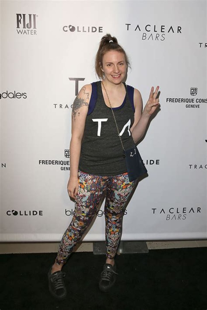 Lena Dunham Weight Loss Timeline — PICS