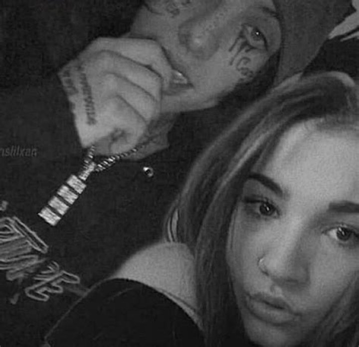 Rapper & His GF Shre New Pic – Hollywood Life