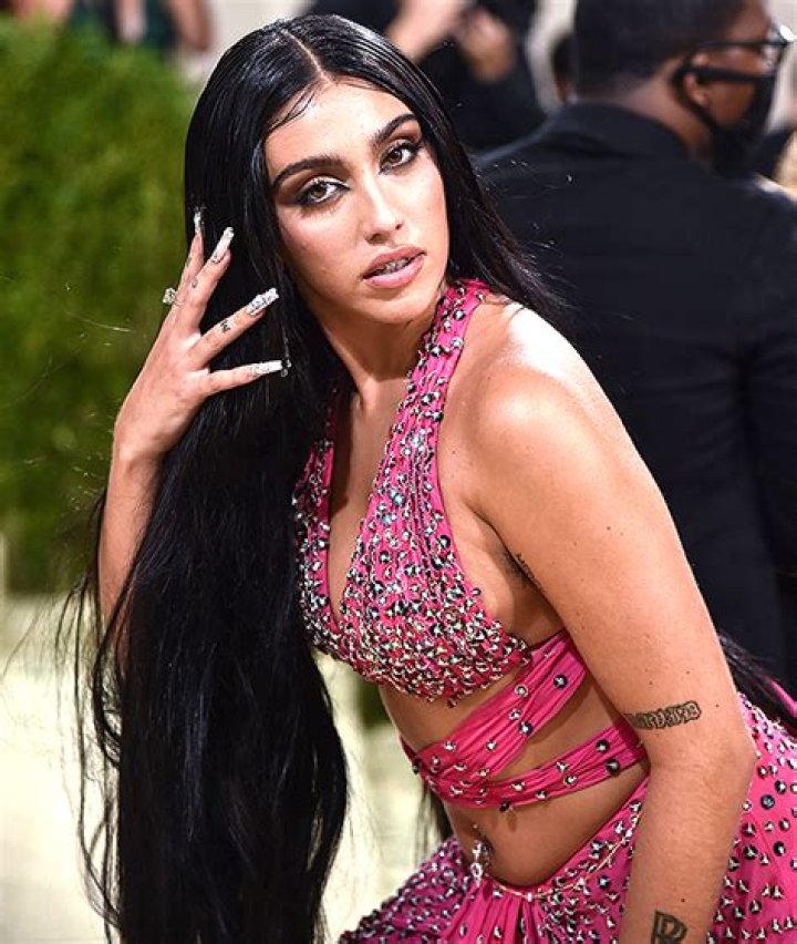 Lourdes Leon Shows Off Her Armpit Hair On ‘Interview Magazine’ Cover – Hollywood Life