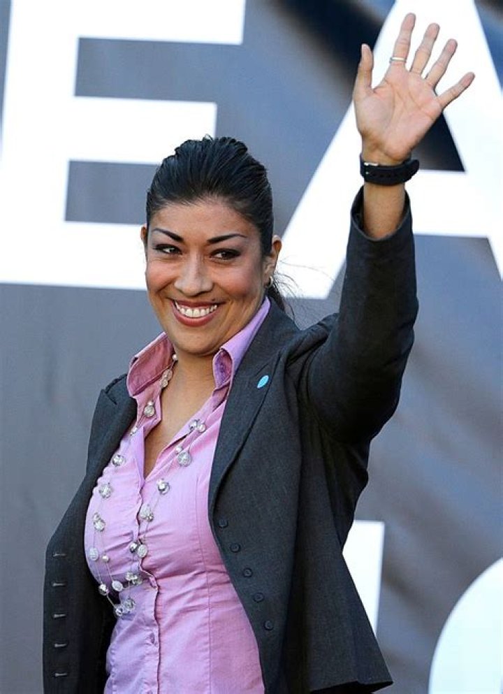 Lucy Flores — PICS