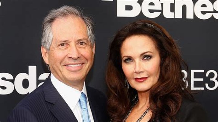 Lynda Carter Mourns Husband Robert A. Altman After His Death – Hollywood Life