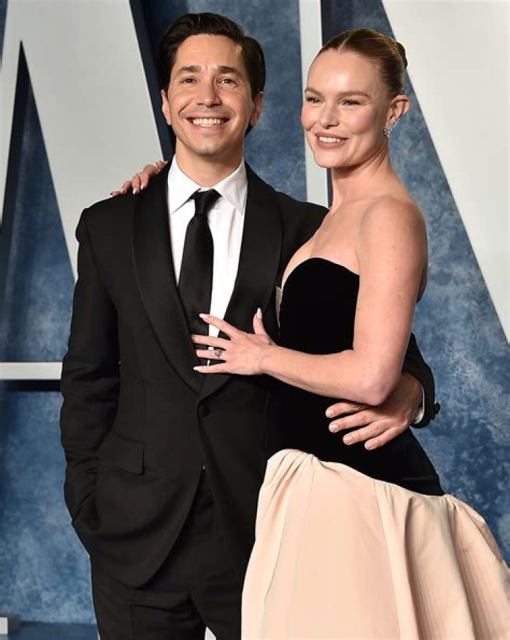 Matt Harvey & Lo Bosworth Dating? Reported Hamptons PDA – Hollywood Life