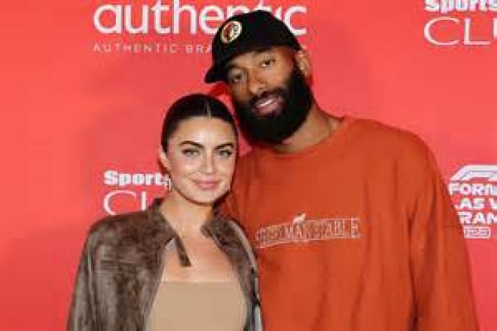 ‘Bachelor’ Star Matt James Jokes About Seeking ‘Therapy’ After Rachael Kirkconnell Split