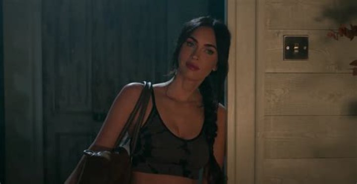 Megan Fox Rocks Lace Lingerie In ‘Expendables 4’ Trailer – Hollywood Life
