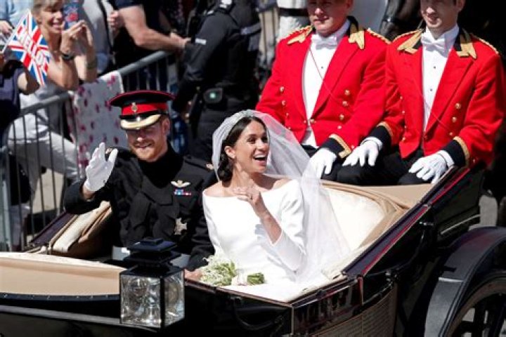 Meghan Markle Drops The F-Bomb Going Into Gates Of Windsor Castle & Twitter Is Loving It — Watch
