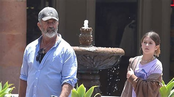 Mel Gibson Seen With Daughter Lucia Running Errands: Photos – Hollywood Life