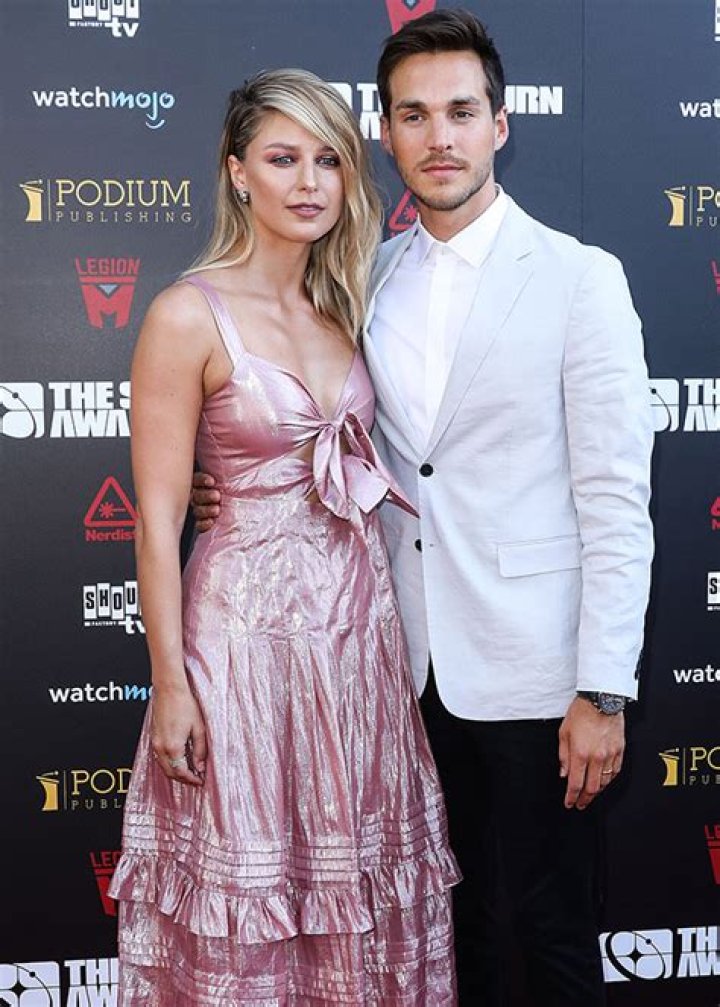 Actress Expecting 1st Child With Chris Wood – Hollywood Life