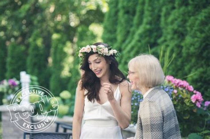 See Pics Of Ring From Fedor Andreev – Hollywood Life