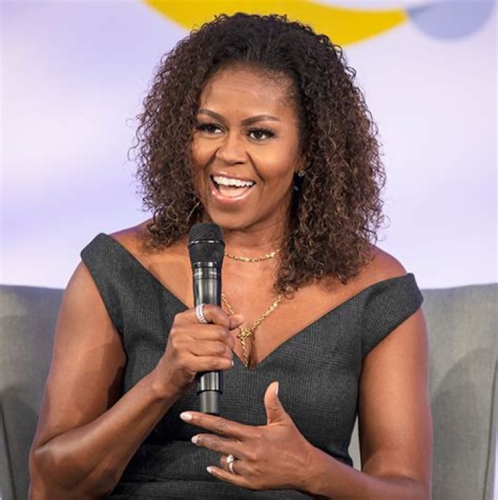 Michelle Obama Rocks Gorgeous Curls As She Hangs Out With Her Closest Girlfriends