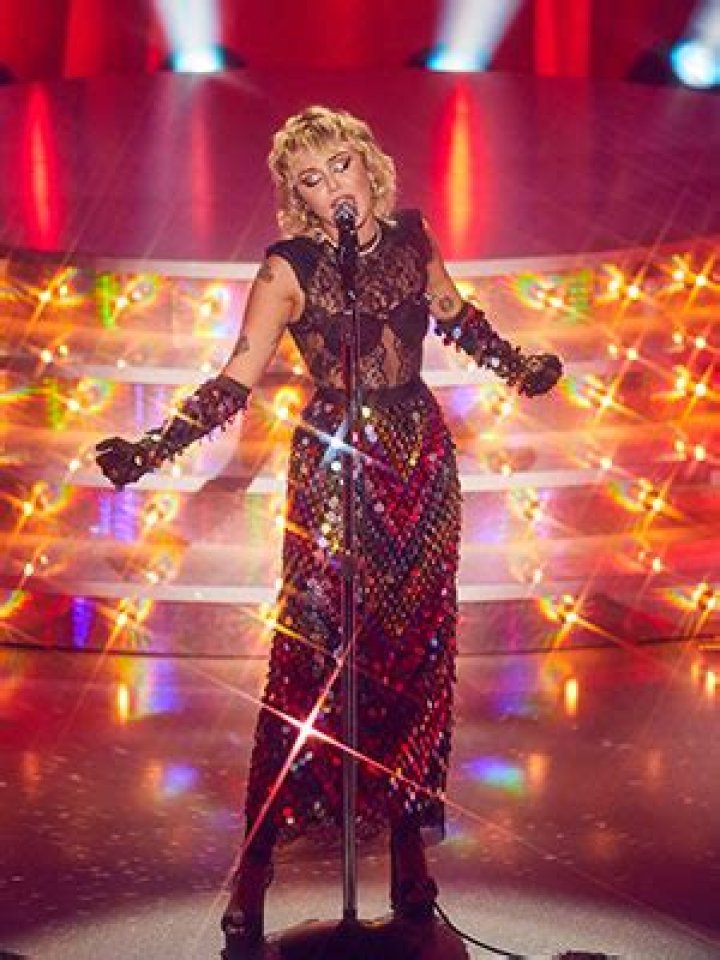 See Photos Of The Event – Hollywood Life