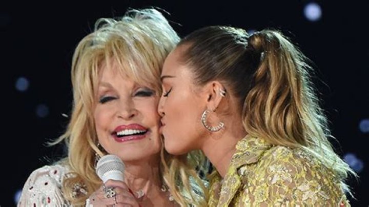 Miley Cyrus Reveals the ‘Tough Conversation’ She Had With Dolly Parton Over Grammys Performance