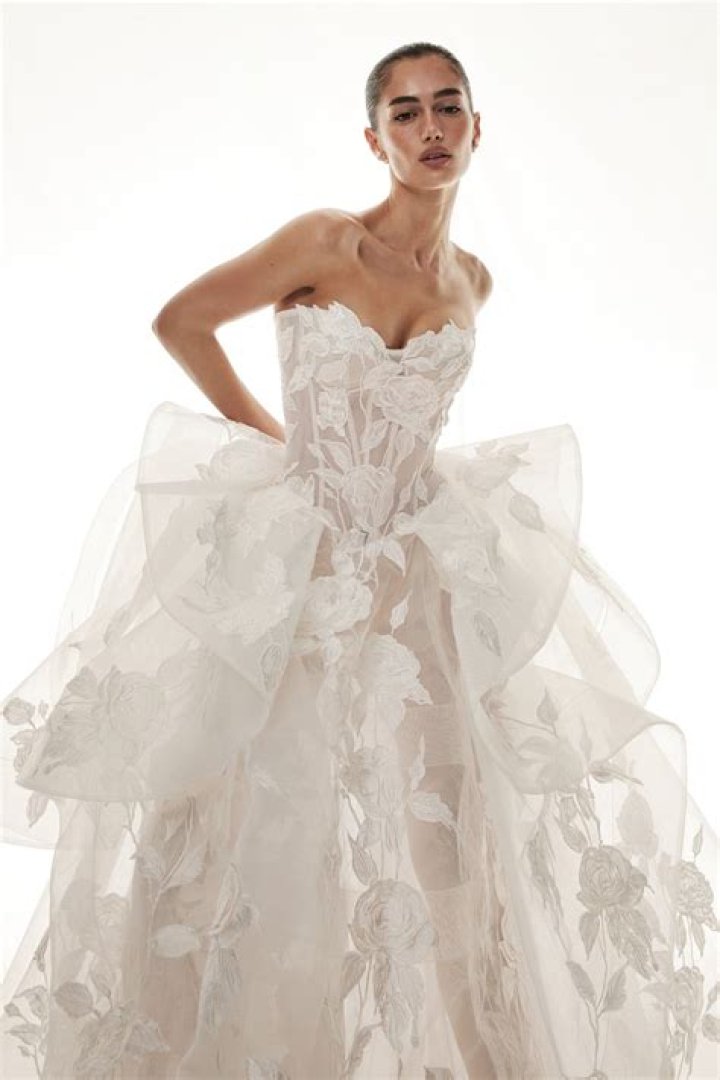 Monique Lhuillier Fashion Week — NYFW: Fall 2014 Collection