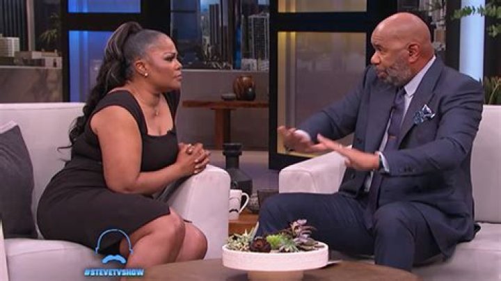 Mo’Nique & Steve Harvey Fight Over Claims She Was ‘Blackballed’ – Hollywood Life