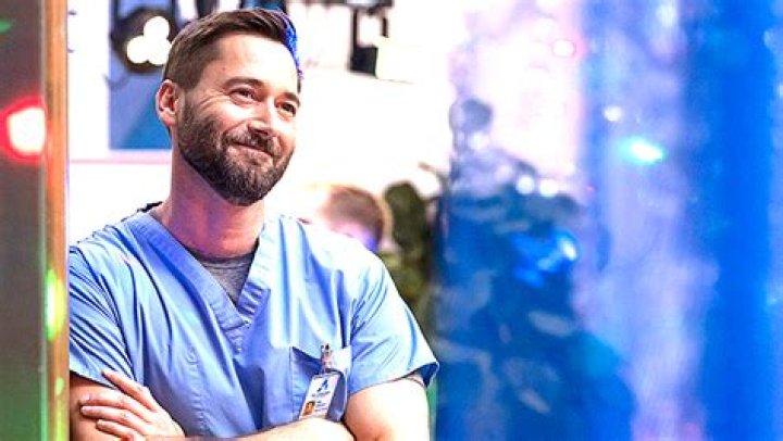 Max & Helen Reunion Hopes & Reaction To Show’s Ending – Hollywood Life