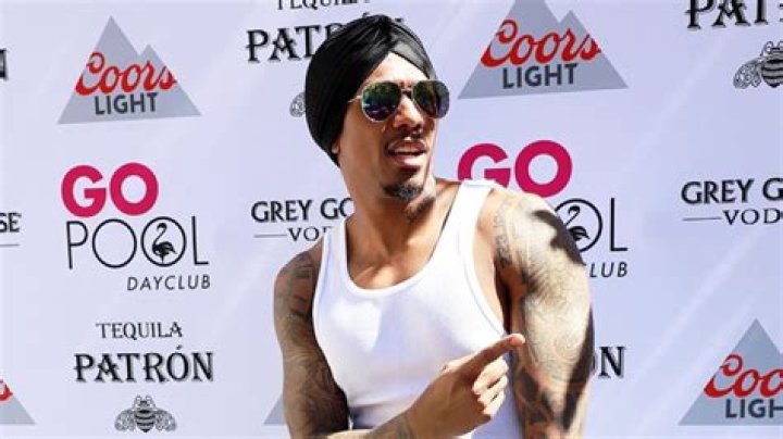 Nick Cannon, 40, Works Up A Sweat During Shirtless Workout: ‘Lunch Time Or Crunch Time?’ – Watch