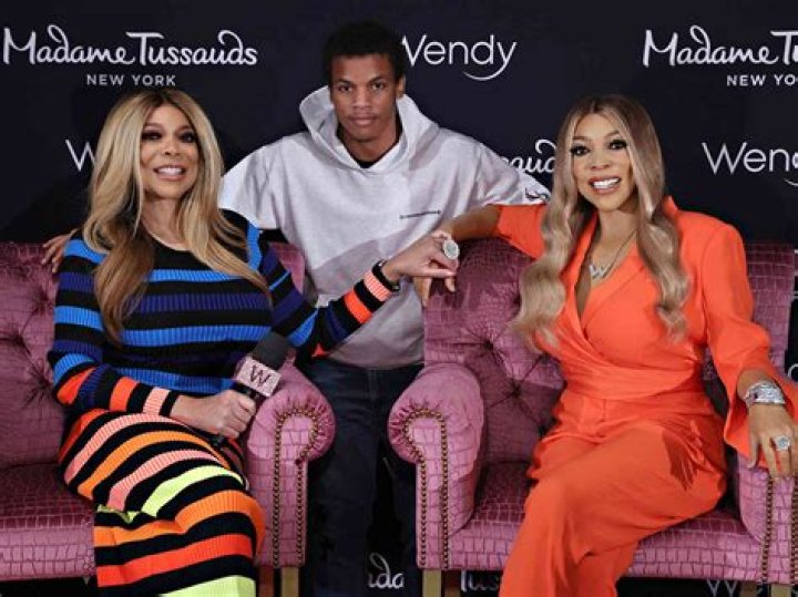 Nicki Minaj Drags Wendy Williams & Mocks ‘Humiliated’ TV Host Over Marriage Split: ‘How You Doing?’