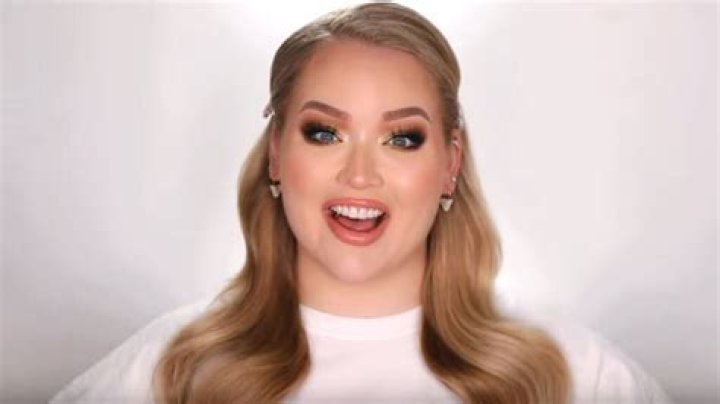 Nikkie ‘NikkieTutorials’ de Jager — Pics