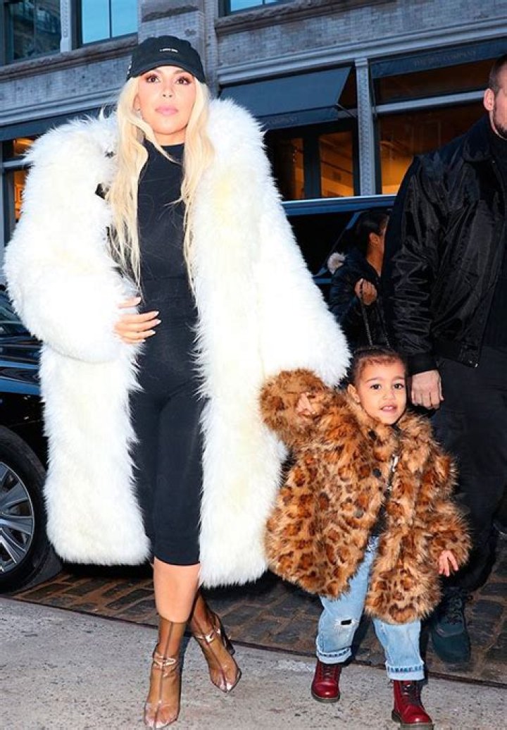 [PICS] North West’s Fur Coat — Matches Kim Kardashian In New York City – Hollywood Life