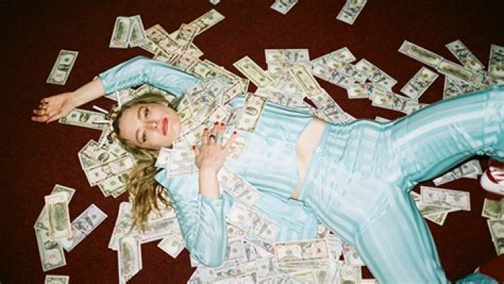 Number One Popstar Talks ‘I Hate Running’ Video & More