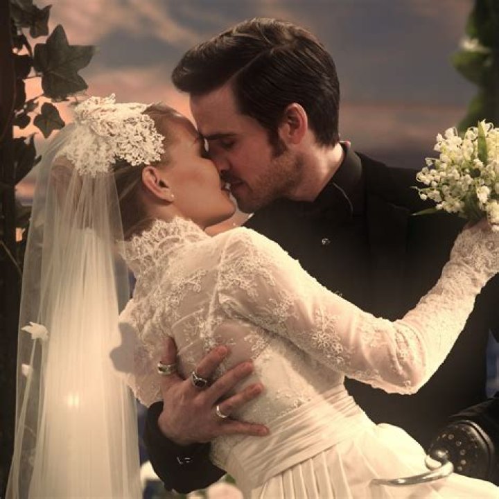 Once Upon A Time — Season 1 Episode 10 Recap — 7:15 A.M. [RECAP] – Hollywood Life