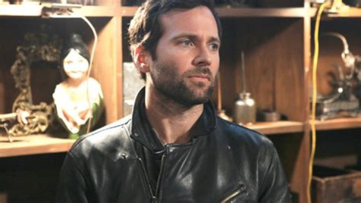 Once Upon A Time Recap — Season 1 Episode 19 — August’s Identity – Hollywood Life