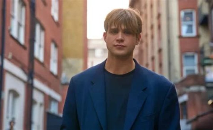 ‘One Day’: Photos of Netflix’s Most Romantic New Series