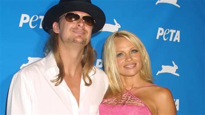Pamela Anderson Reveals Moment She Knew Kid Rock Wasn’t For Her – Hollywood Life
