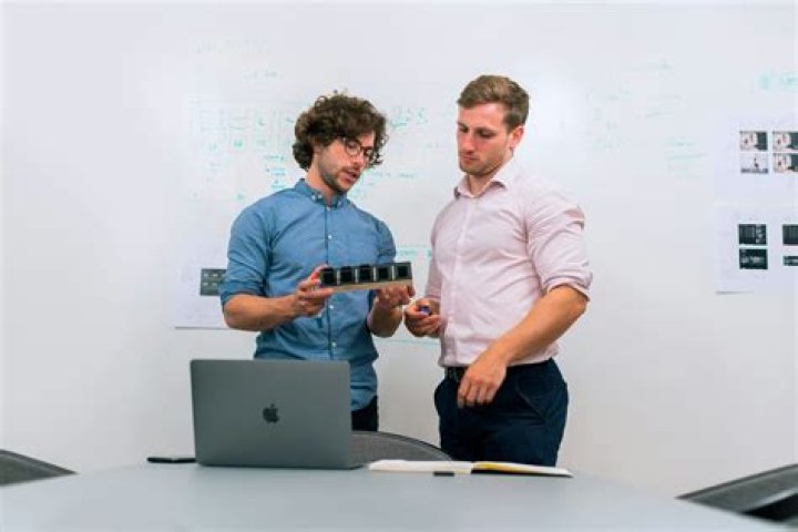 How To Deal If Your Partner Has Chemistry With A Work Pal Like Bradley Cooper & Lady Gaga