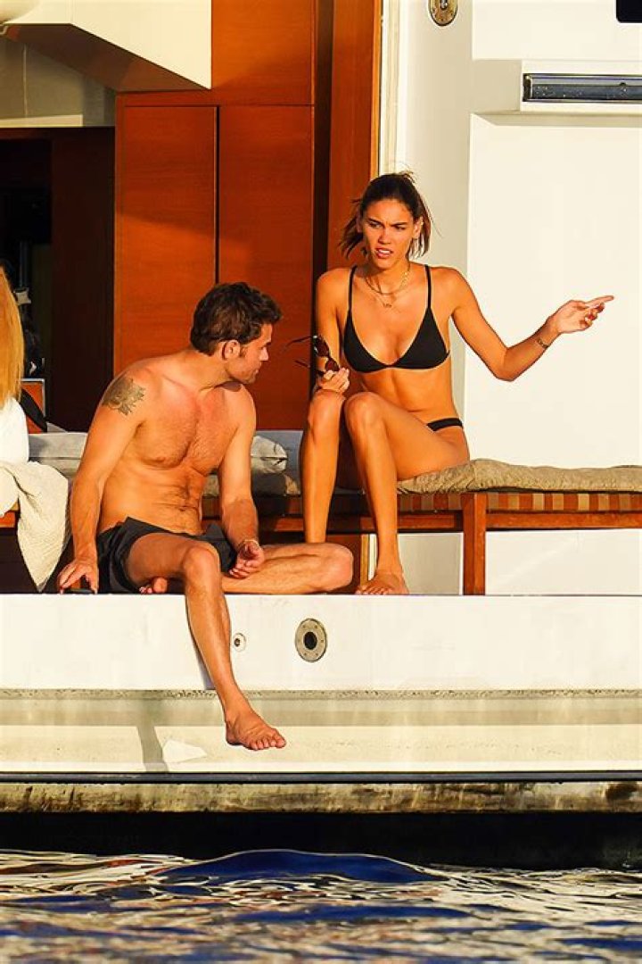 Paul Wesley & His Girlfriend Vacation On Yacht In St. Tropez: Photos – Hollywood Life