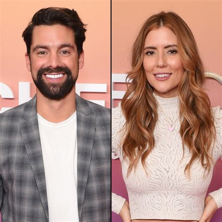 He Talks How They Got Back Together – Hollywood Life