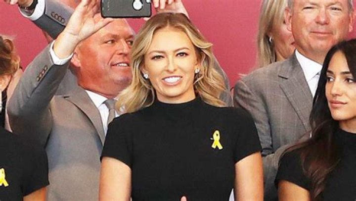 Paulina Gretzky Rocks SKIMS Fendi Collection On Winter Vacation — Photo