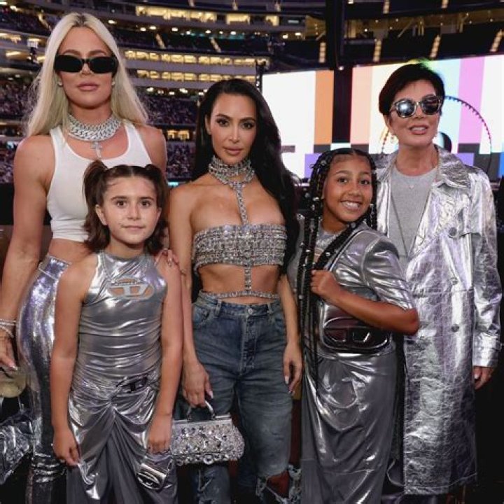 See Cutest Pics With Kourtney & Scott – Hollywood Life