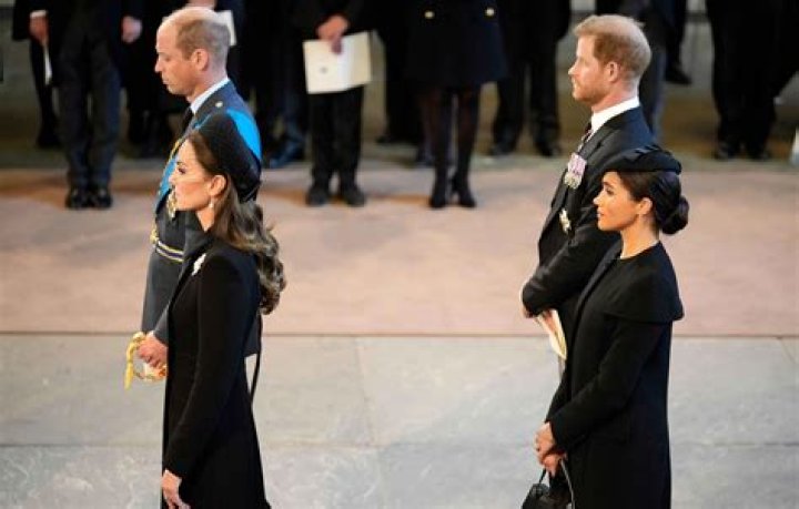 Prince William & Kate Middleton Look Somber As They Honor Queen Elizabeth II At Funeral