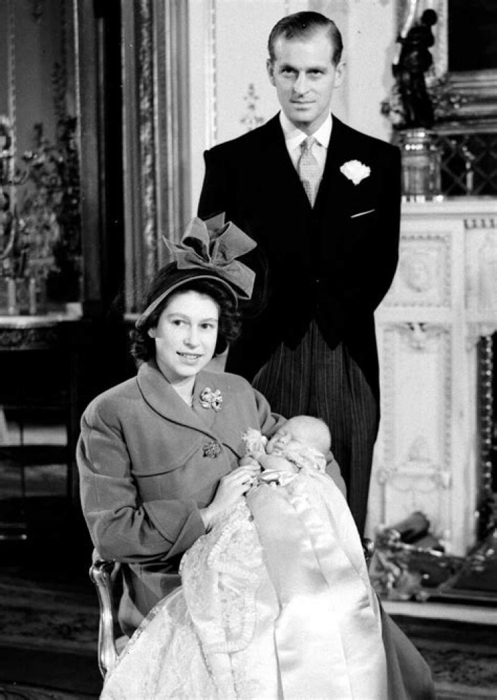 Prince William Confesses His Fears For Queen Elizabeth II & Prince Charles After Dad’s COVID-19 Diagnosis