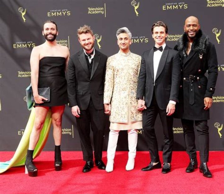 Bobby Berk Interview On ‘Emotional’ New Season – Hollywood Life