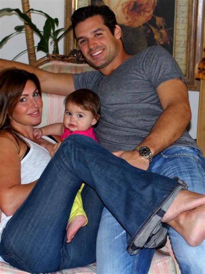 Rachel Uchitel’s Baby Wyatt — Reveals 10-Month-Old Loves Playing Piano – Hollywood Life