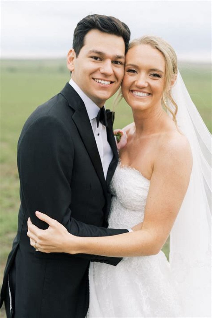 Ree Drummond Shares Wedding Dress Photos On 25th Anniversary To Ladd – Hollywood Life