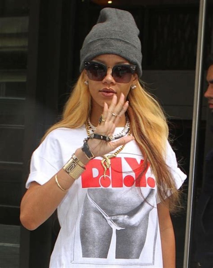 Rihanna Wears Raunchy ‘Self-Love’ T-Shirt — Sending Chris Brown A Message?