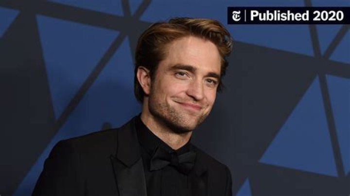 Robert Pattinson Tests Positive For COVID-19 While Filming ‘The Batman’ & Production Shuts Down