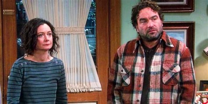 ‘Roseanne’ Revival: Johnny Galecki’s David Returns In Hilarious New Promo — Watch