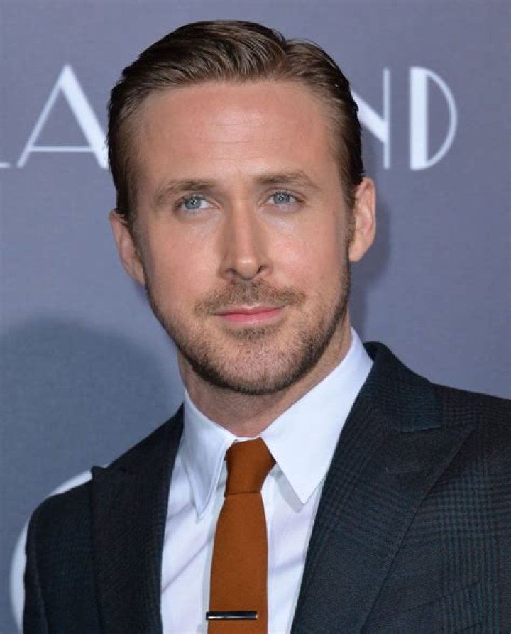 Ryan Gosling Celebrity Profile – Hollywood Life