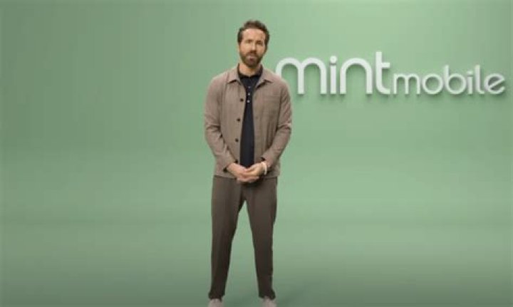 Ryan Reynolds Brings Rick Moranis Out Of Retirement For Hilarious Ad – Hollywood Life