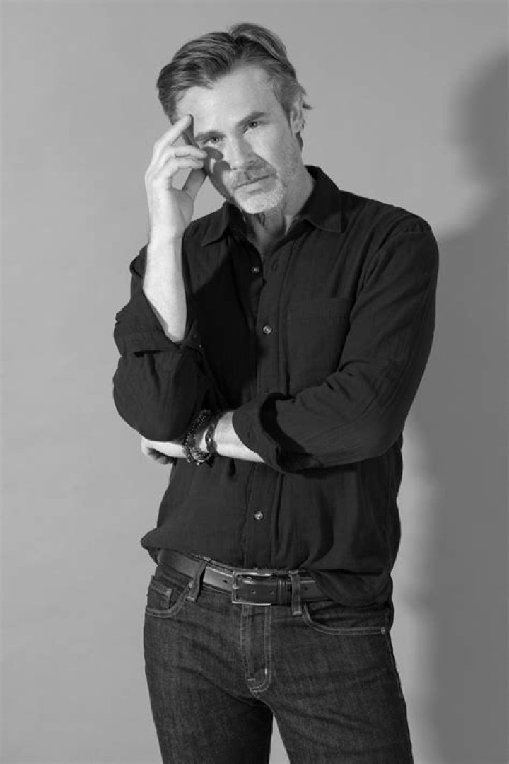 Sam Trammell — Exclusive Portraits – Hollywood Life