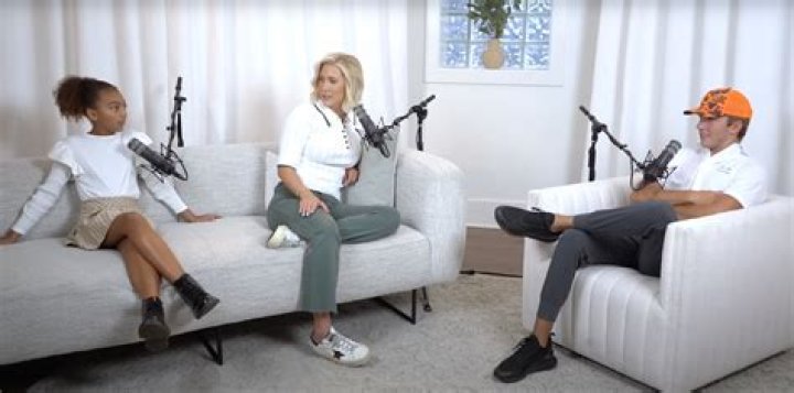 Savannah Chrisley Is Dating Again While Parents Serve Time In Prison – Hollywood Life