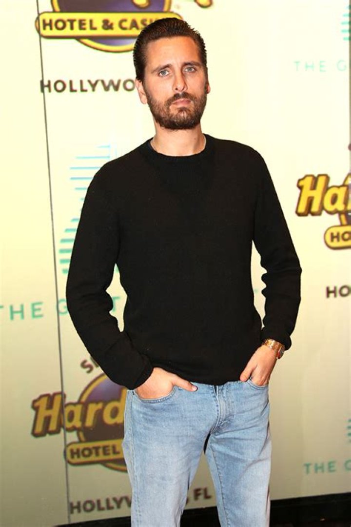 The Real Reason Scott Disick & Amelia Hamlin Were Recently Spotted Touring LA Mansions Together